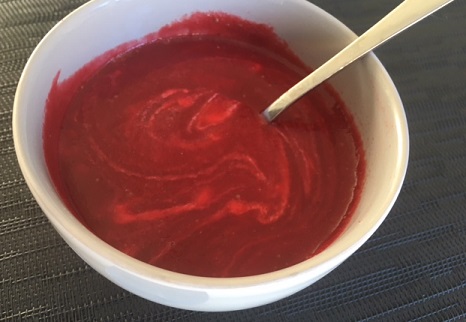 Bietensoep met appel en balsamico-azijn